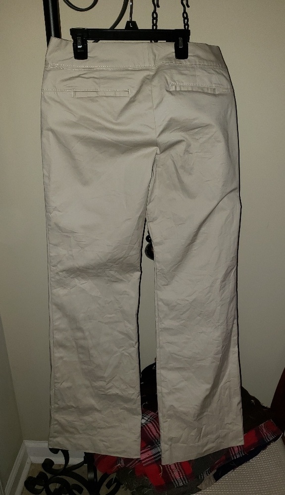Women's khakis - Picture 5 of 5